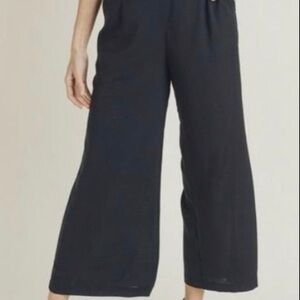 Women's Black Wide-Leg Pants
